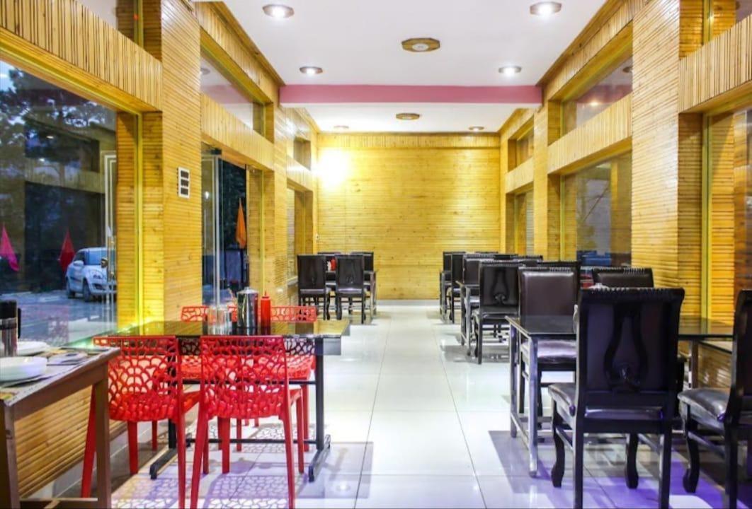 Apple Garden Cottages And Restaurant Dhanaulti Exteriér fotografie