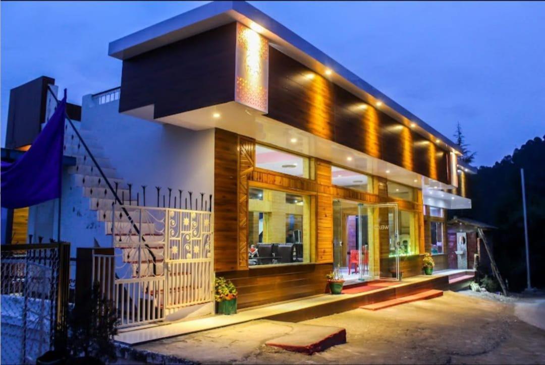 Apple Garden Cottages And Restaurant Dhanaulti Exteriér fotografie